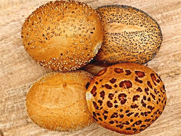 Harde bol gesorteerd&nbsp;per 4 verpakt